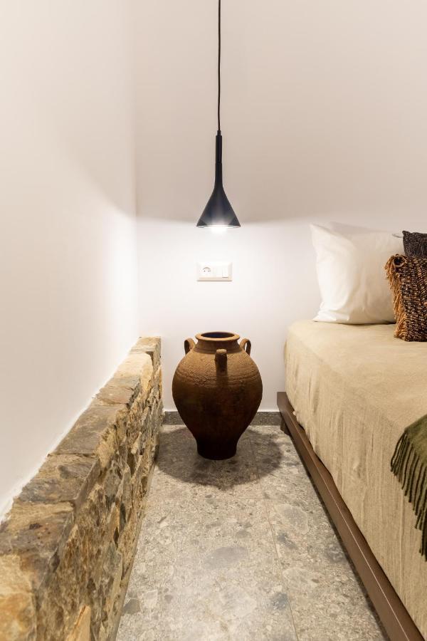 Wave, An Idyllic Seafront Suite By Nirousuites Kokkini Hani المظهر الخارجي الصورة