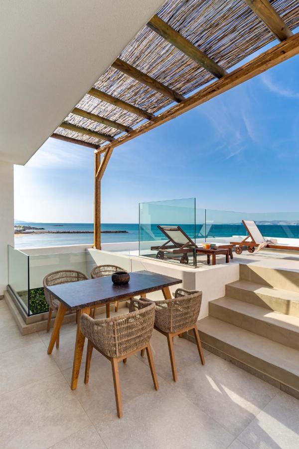 Wave, An Idyllic Seafront Suite By Nirousuites Kokkini Hani المظهر الخارجي الصورة